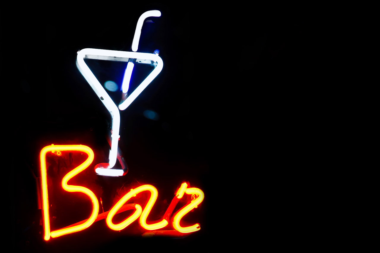 bar-neon-sign